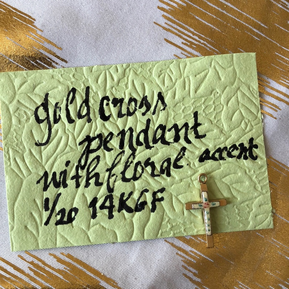 14K GF 1/20 Floral accent cross pendant gold